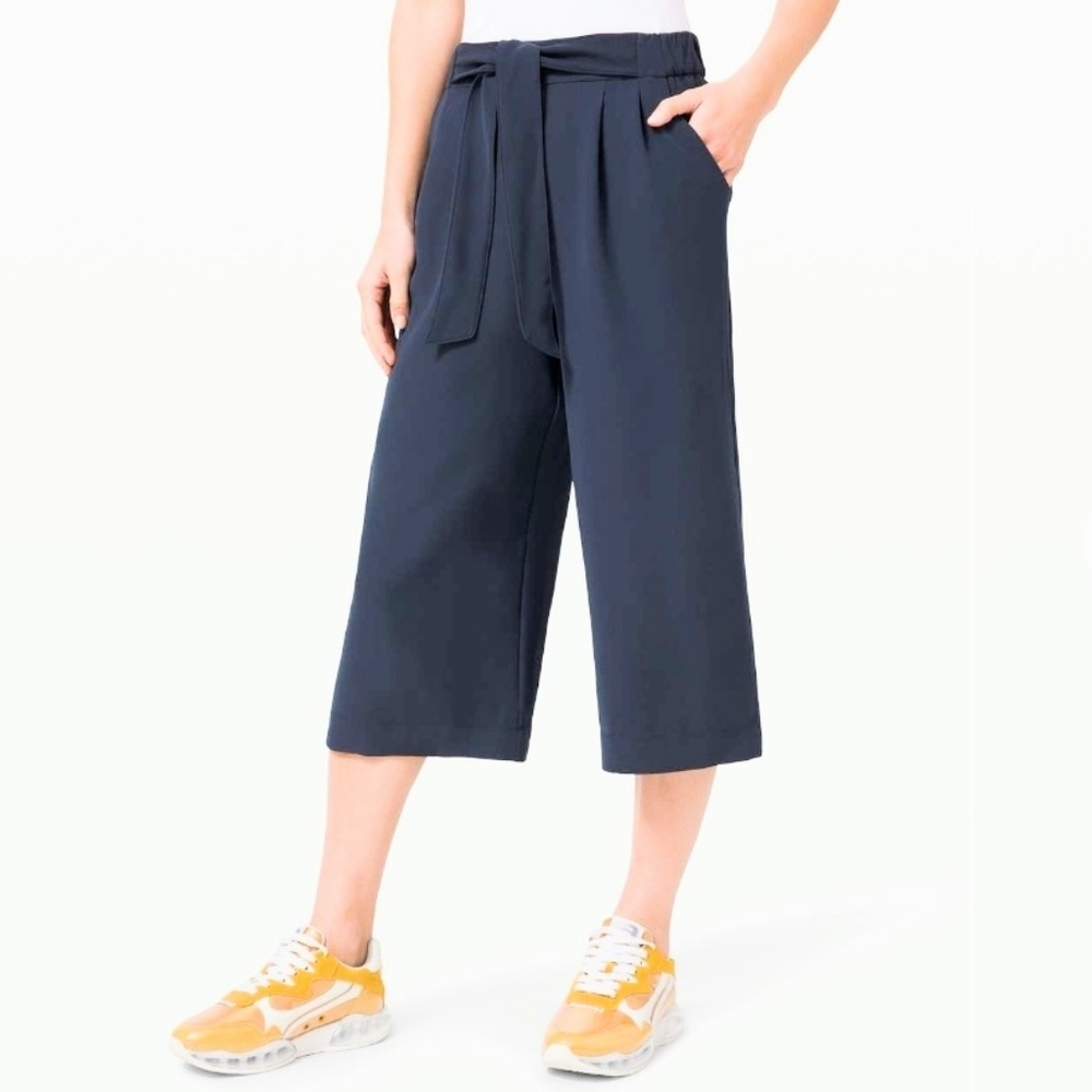 NWOT Lululemon Navy Noir High-rise Crop Pants With Pockets, Size 4